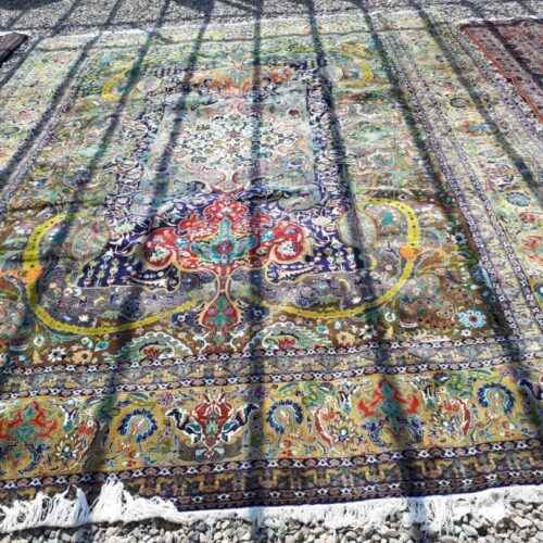 خدمات عالی قالیشویی شهاب در شهر پرند