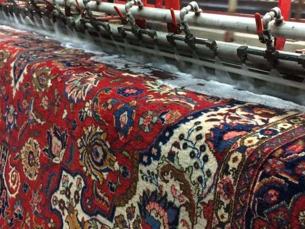 قالیشویی در شهر ری